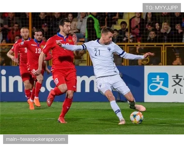 战术分析:意大利意大利发球找人找区的区域战术在关键分中的应用